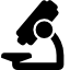 Imagen en Blanco y Negro de un Microscopio